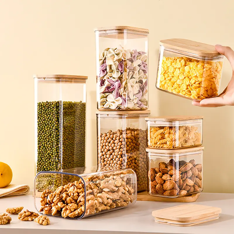 Förvaringsburk i plast med trälock